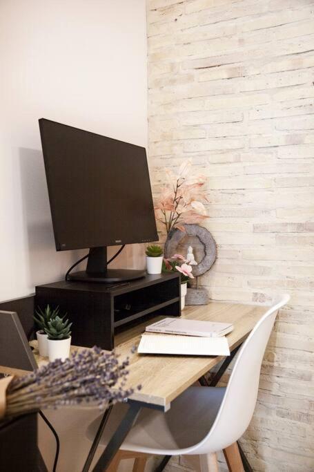 Rb - Urban Loft Retreat, Comfort & Good Location Valência Exterior foto